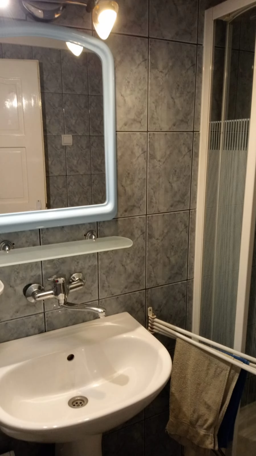 Karcfalva Szállás | Motel (K0123-6) A kép szerzői jogvédelem alatt állhat. Javasolt a kapcsolatfelvétel a jog tulajdonossal.