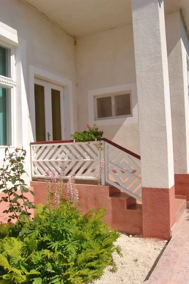 Karcfalva Szállás | Motel (K0123-11) A kép szerzői jogvédelem alatt állhat. Javasolt a kapcsolatfelvétel a jog tulajdonossal.