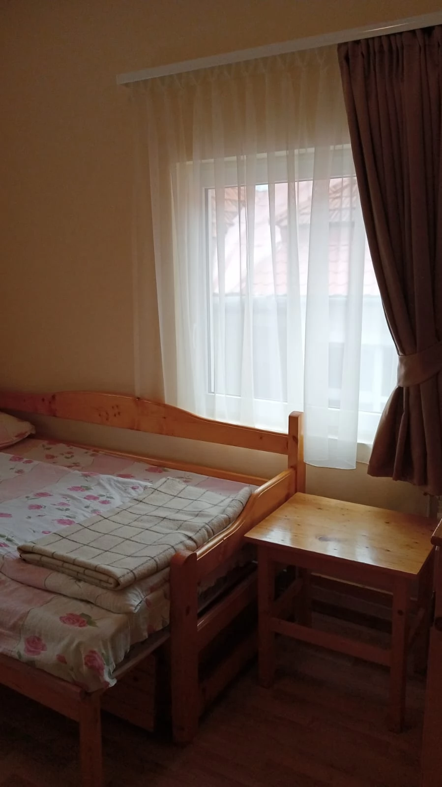 Cârța Cazare | Motel (K0123-50) Imaginea poate fi supusă drepturilor de autor. Se recomandă contactarea titularului drepturilor.