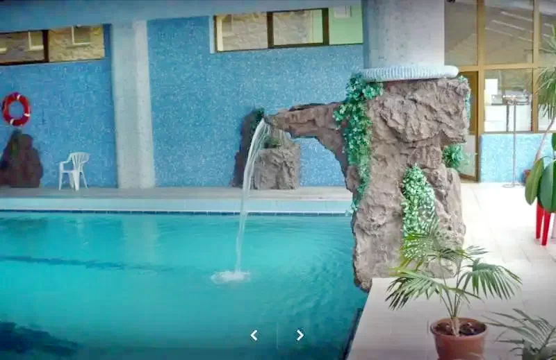 Szováta Szállás | Turisztikai panzió (K0258-13) A kép szerzői jogvédelem alatt állhat. Javasolt a kapcsolatfelvétel a jog tulajdonossal.