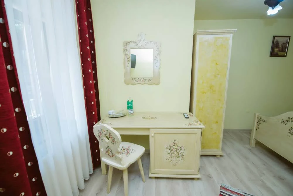 Bazna Cazare | Motel (K1181-16) Imaginea poate fi supusă drepturilor de autor. Se recomandă contactarea titularului drepturilor.