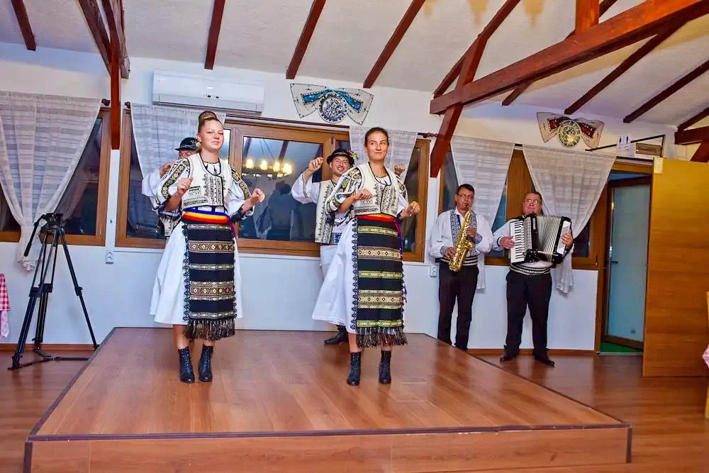 Bázna Szállás | Panzió (K1181-23) A kép szerzői jogvédelem alatt állhat. Javasolt a kapcsolatfelvétel a jog tulajdonossal.