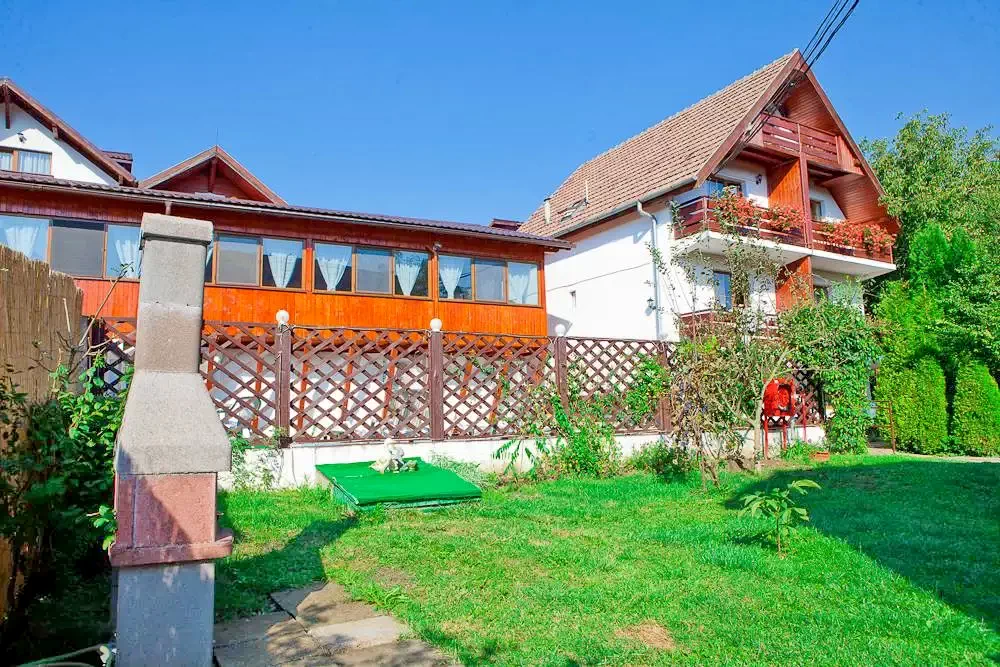 Bazna Cazare | Pensiune (K1181-25) Imaginea poate fi supusă drepturilor de autor. Se recomandă contactarea titularului drepturilor.