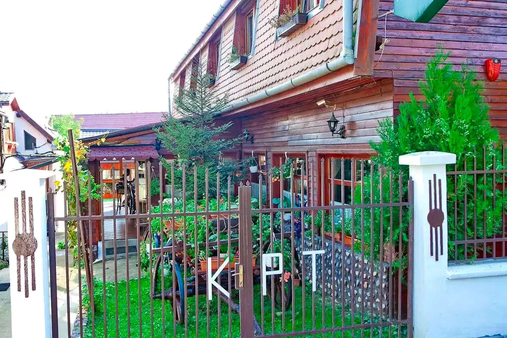 Bazna Cazare | Motel (K1181-27) Imaginea poate fi supusă drepturilor de autor. Se recomandă contactarea titularului drepturilor.