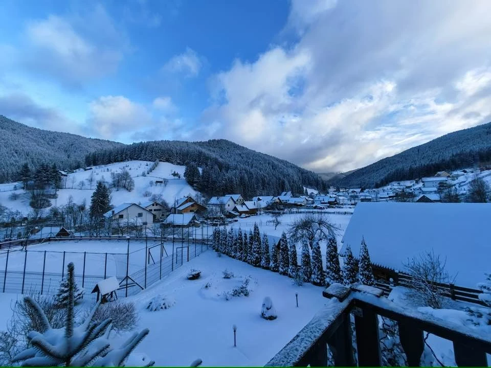 Moieciu de Sus Cazare | Motel (K1581-44) Imaginea poate fi supusă drepturilor de autor. Se recomandă contactarea titularului drepturilor.