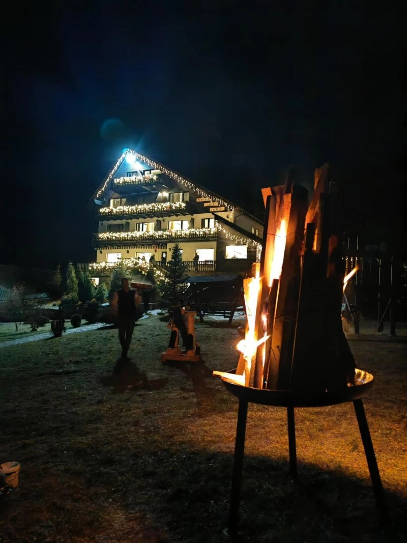 Felsőmoécs Szállás | Motel (K1581-46) A kép szerzői jogvédelem alatt állhat. Javasolt a kapcsolatfelvétel a jog tulajdonossal.
