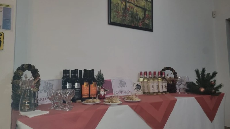 Moieciu de Sus Cazare | Motel (K1581-50) Imaginea poate fi supusă drepturilor de autor. Se recomandă contactarea titularului drepturilor.