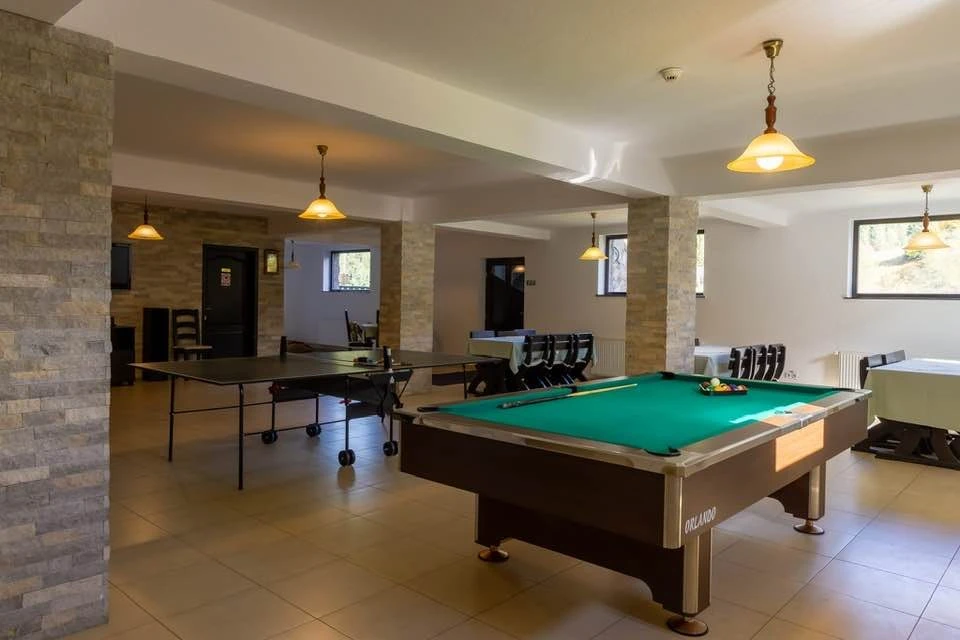 Moieciu de Sus Cazare | Motel (K1581-64) Imaginea poate fi supusă drepturilor de autor. Se recomandă contactarea titularului drepturilor.