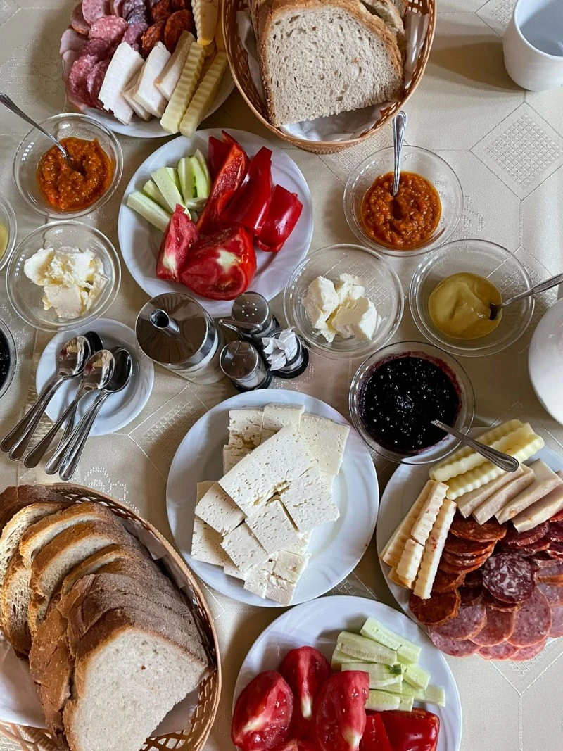 Kápolnásfalu Szállás | Panzió (K1240-44) A kép szerzői jogvédelem alatt állhat. Javasolt a kapcsolatfelvétel a jog tulajdonossal. Kápolnásfalu Szállás | Panzió (K1240-44) A kép szerzői jogvédelem alatt állhat. Javasolt a kapcsolatfelvétel a jog tulajdonossal.