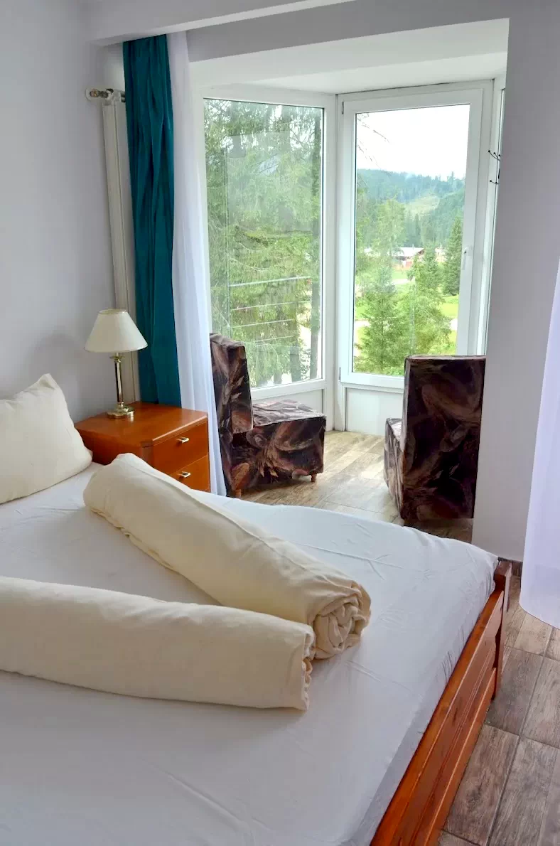 Stâna de Vale Cazare | Camping / Popas turistic (K0948-23) Imaginea poate fi supusă drepturilor de autor. Se recomandă contactarea titularului drepturilor.