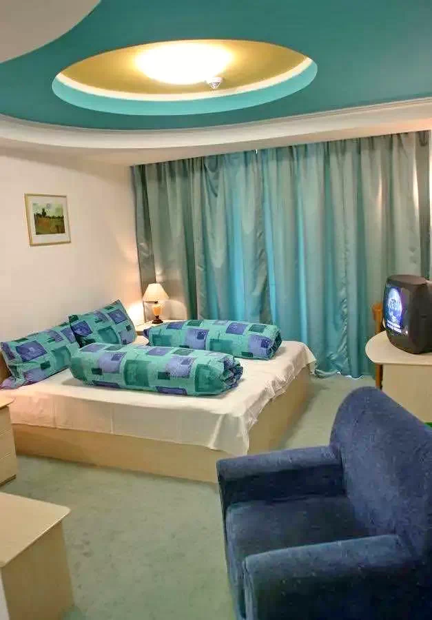 Biharfüred Szállás | Turisztikai panzió (K0828-12) A kép szerzői jogvédelem alatt állhat. Javasolt a kapcsolatfelvétel a jog tulajdonossal.