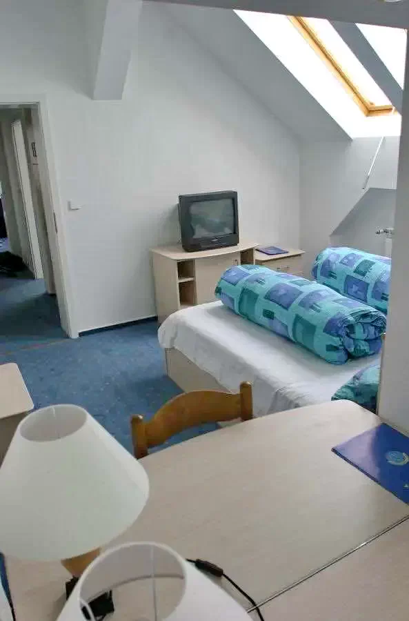 Stâna de Vale Cazare | Pensiune turistică (K0828-18) Imaginea poate fi supusă drepturilor de autor. Se recomandă contactarea titularului drepturilor.