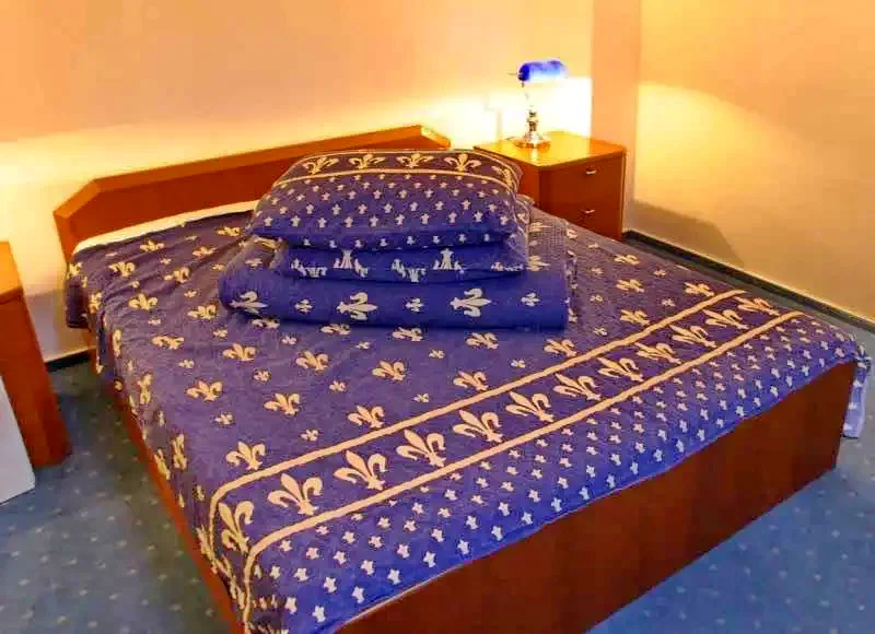 Stâna de Vale Cazare | Pensiune turistică (K0828-30) Imaginea poate fi supusă drepturilor de autor. Se recomandă contactarea titularului drepturilor.