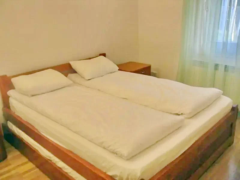 Stâna de Vale Cazare | Camping / Popas turistic (K0829-4) Imaginea poate fi supusă drepturilor de autor. Se recomandă contactarea titularului drepturilor.