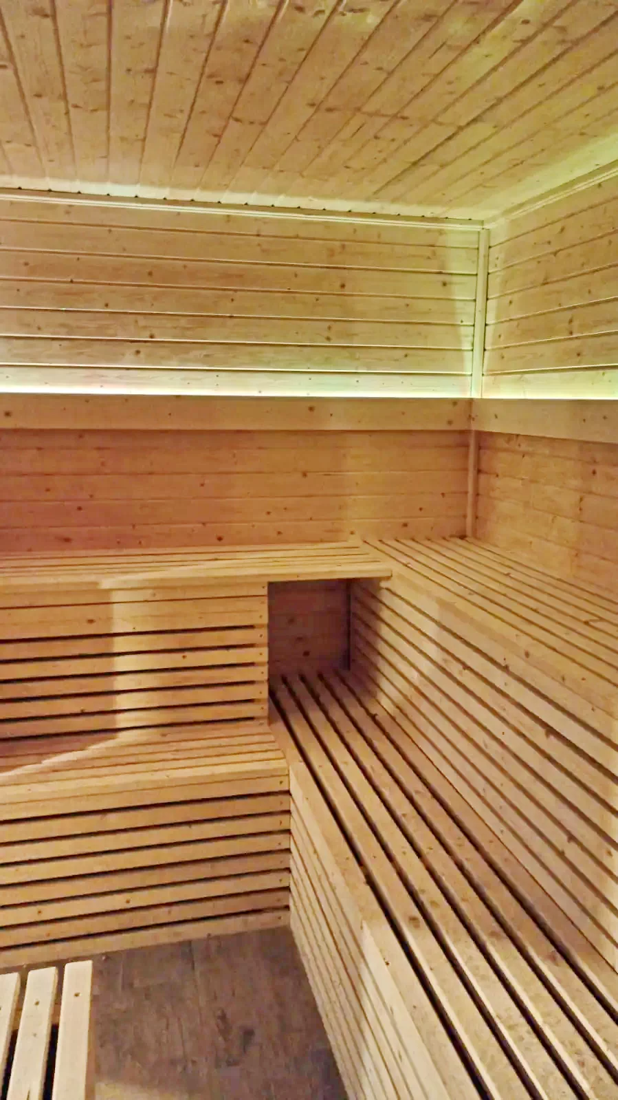 Komandó Szállás | Motel (K1377-3) A kép szerzői jogvédelem alatt állhat. Javasolt a kapcsolatfelvétel a jog tulajdonossal.