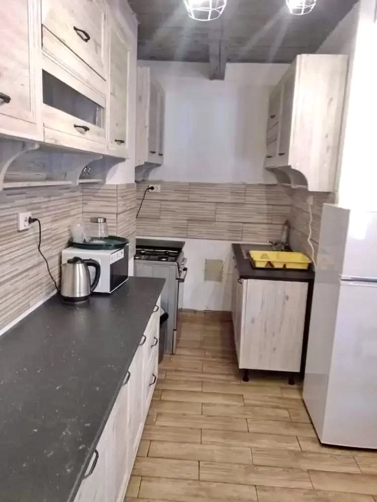 Komandó Szállás | Motel (K1377-5) A kép szerzői jogvédelem alatt állhat. Javasolt a kapcsolatfelvétel a jog tulajdonossal.