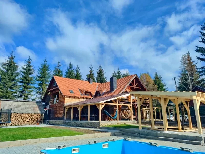 Comandău Cazare | Motel (K1377-7) Imaginea poate fi supusă drepturilor de autor. Se recomandă contactarea titularului drepturilor.