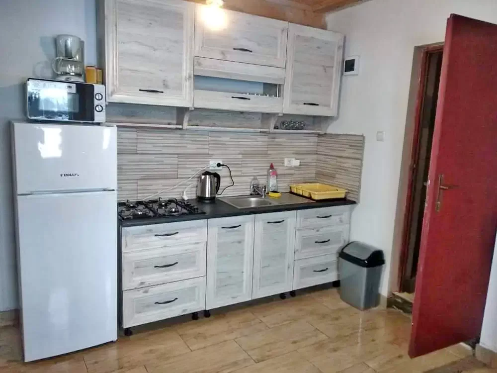 Comandău Cazare | Motel (K1377-9) Imaginea poate fi supusă drepturilor de autor. Se recomandă contactarea titularului drepturilor.