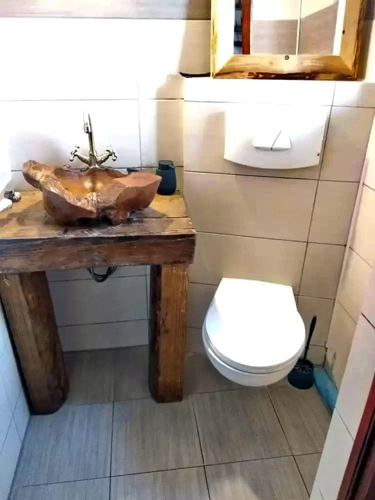 Komandó Szállás | Motel (K1377-19) A kép szerzői jogvédelem alatt állhat. Javasolt a kapcsolatfelvétel a jog tulajdonossal.