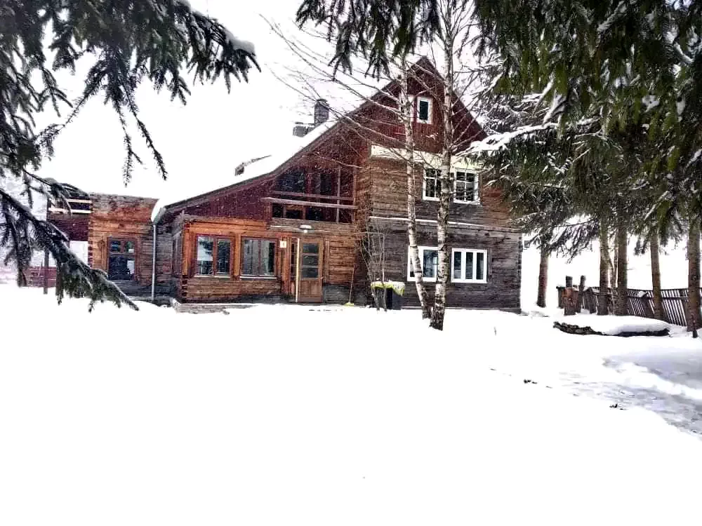 Komandó Szállás | Motel (K1377-41) A kép szerzői jogvédelem alatt állhat. Javasolt a kapcsolatfelvétel a jog tulajdonossal.