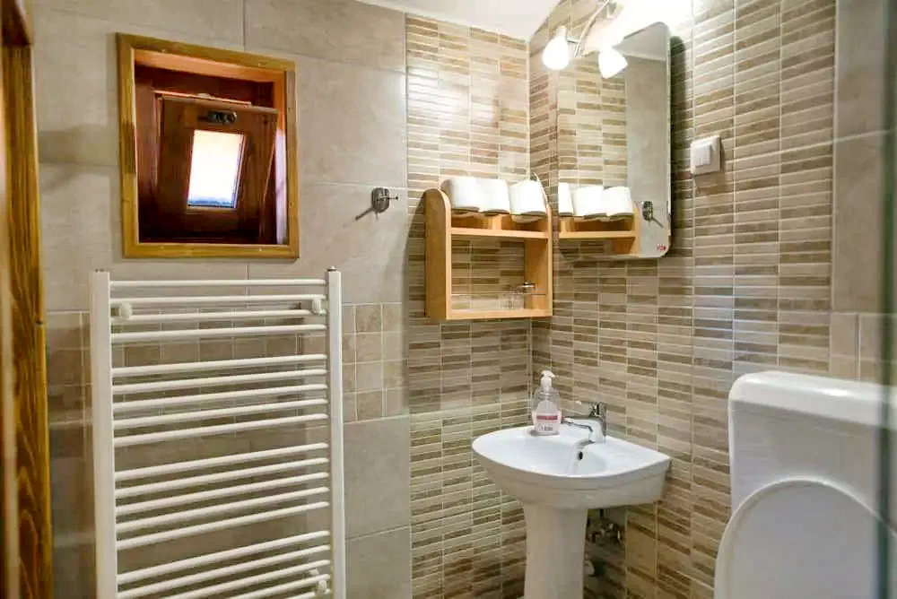 Zeteváralja Szállás | Motel (K1033-8) A kép szerzői jogvédelem alatt állhat. Javasolt a kapcsolatfelvétel a jog tulajdonossal.