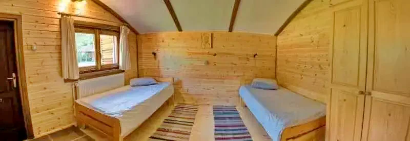 Sub Cetate Cazare | Pensiune (K1033-42) Imaginea poate fi supusă drepturilor de autor. Se recomandă contactarea titularului drepturilor.