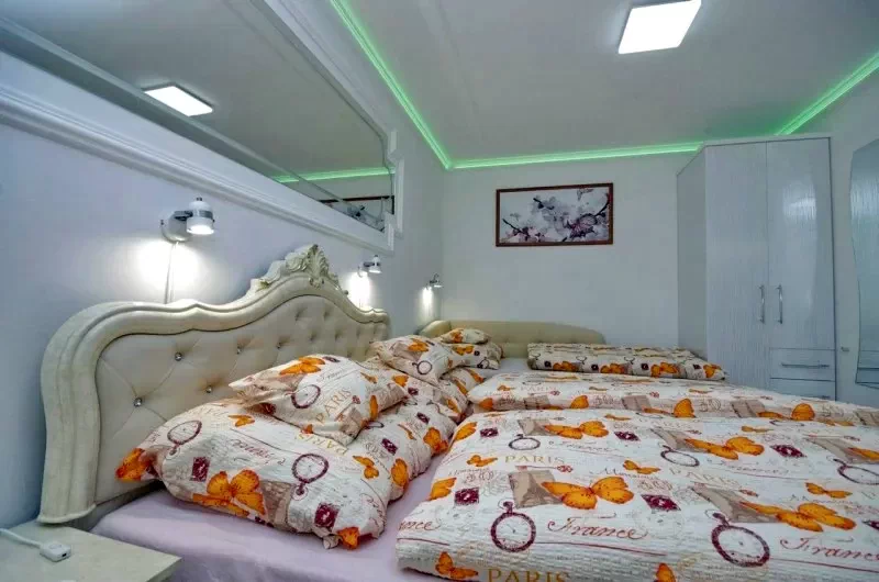 Jula Cazare | Apartament (K1355-2) Imaginea poate fi supusă drepturilor de autor. Se recomandă contactarea titularului drepturilor.