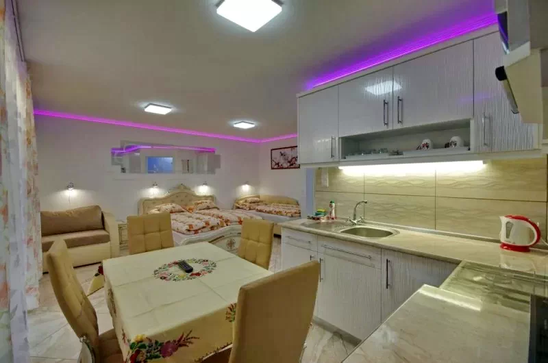 Gyula Szállás | Apartman (K1355-11) A kép szerzői jogvédelem alatt állhat. Javasolt a kapcsolatfelvétel a jog tulajdonossal.