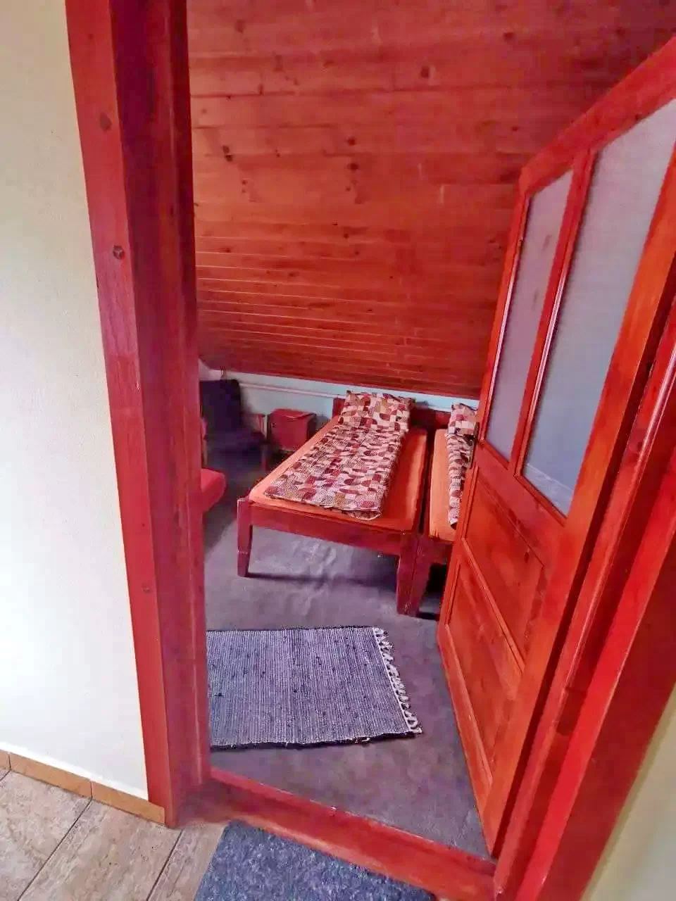 Zetea Cazare | Sat de vacanță (K0515-18) Imaginea poate fi supusă drepturilor de autor. Se recomandă contactarea titularului drepturilor.