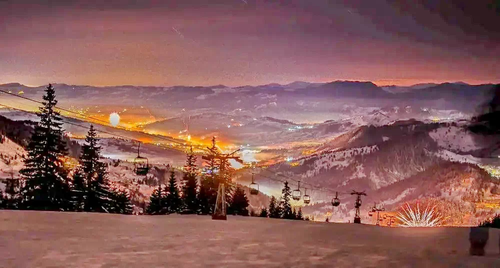 Borșa Cazare | Pensiune turistică (K0984-30) Imaginea poate fi supusă drepturilor de autor. Se recomandă contactarea titularului drepturilor.