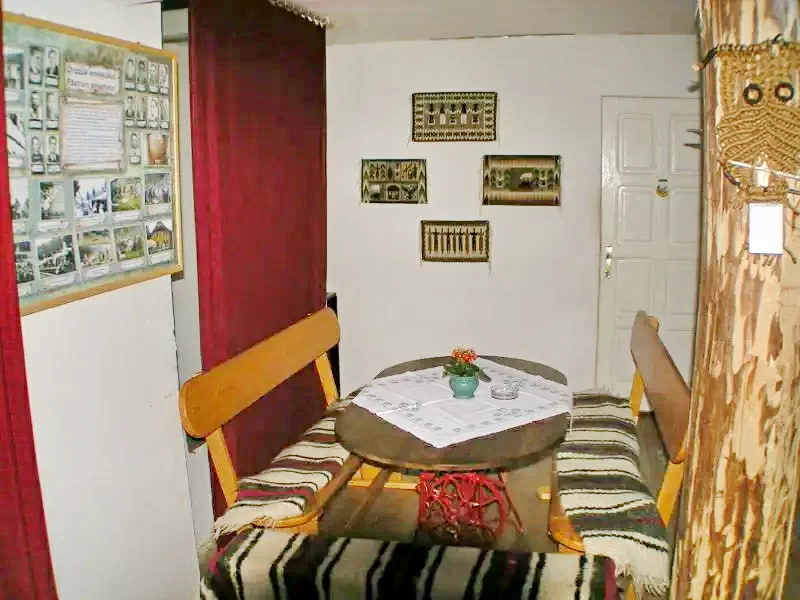 Borșa Cazare | Pensiune (K0713-8) Imaginea poate fi supusă drepturilor de autor. Se recomandă contactarea titularului drepturilor.