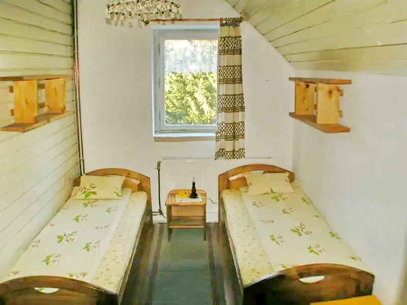 Borșa Cazare | Motel (K0713-11) Imaginea poate fi supusă drepturilor de autor. Se recomandă contactarea titularului drepturilor.