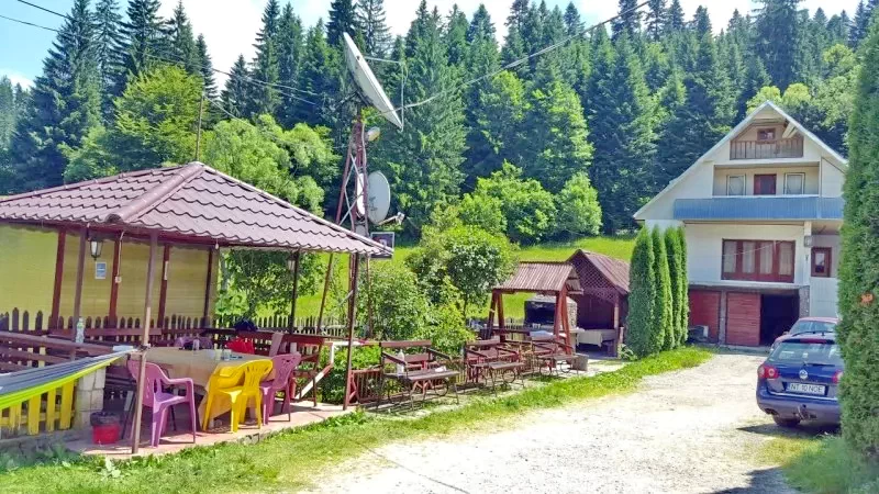 Ceahlău Cazare | Pensiune (K0493-8) Imaginea poate fi supusă drepturilor de autor. Se recomandă contactarea titularului drepturilor.