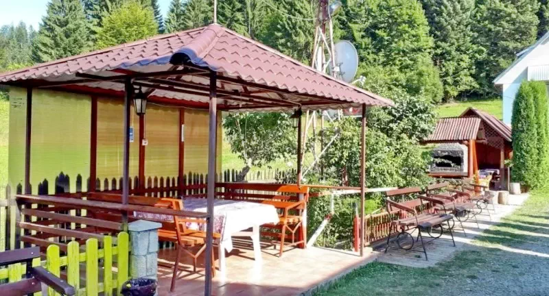 Csalhó Szállás | Motel (K0493-15) A kép szerzői jogvédelem alatt állhat. Javasolt a kapcsolatfelvétel a jog tulajdonossal.