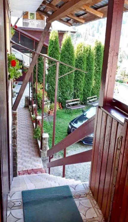 Ceahlău Cazare | Motel (K0493-19) Imaginea poate fi supusă drepturilor de autor. Se recomandă contactarea titularului drepturilor. Ceahlău Cazare | Motel (K0493-19) Imaginea poate fi supusă drepturilor de autor. Se recomandă contactarea titularului drepturilor.