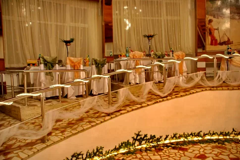 Ceahlău Cazare | Hotel*** (K0539-2) Imaginea poate fi supusă drepturilor de autor. Se recomandă contactarea titularului drepturilor. Ceahlău Cazare | Hotel*** (K0539-2) Imaginea poate fi supusă drepturilor de autor. Se recomandă contactarea titularului drepturilor.