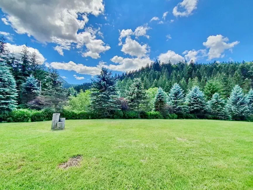 Csalhó Szállás | Turisztikai panzió (K0539-32) A kép szerzői jogvédelem alatt állhat. Javasolt a kapcsolatfelvétel a jog tulajdonossal.