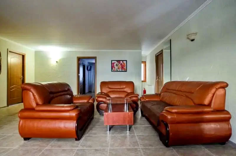 Ceahlău Cazare | Motel (K0701-3) Imaginea poate fi supusă drepturilor de autor. Se recomandă contactarea titularului drepturilor.