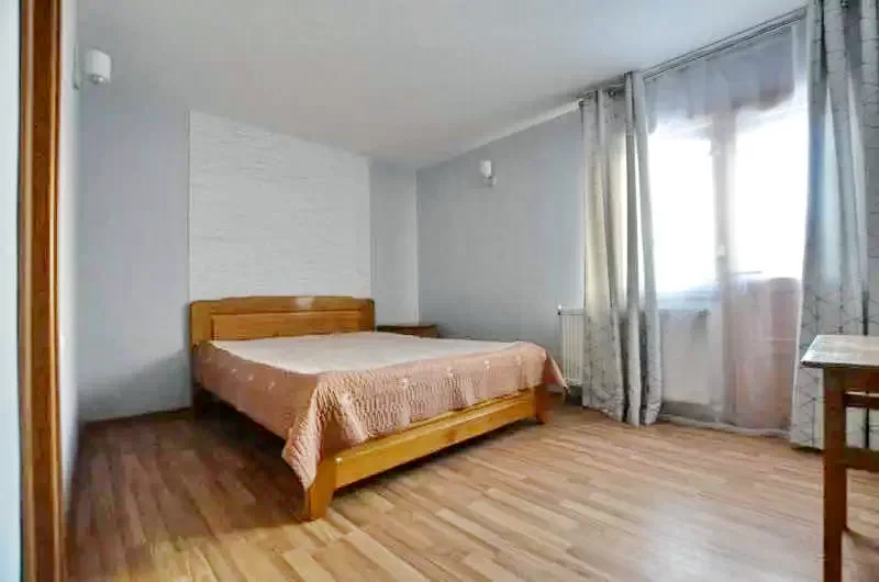 Ceahlău Cazare | Motel (K0701-12) Imaginea poate fi supusă drepturilor de autor. Se recomandă contactarea titularului drepturilor.