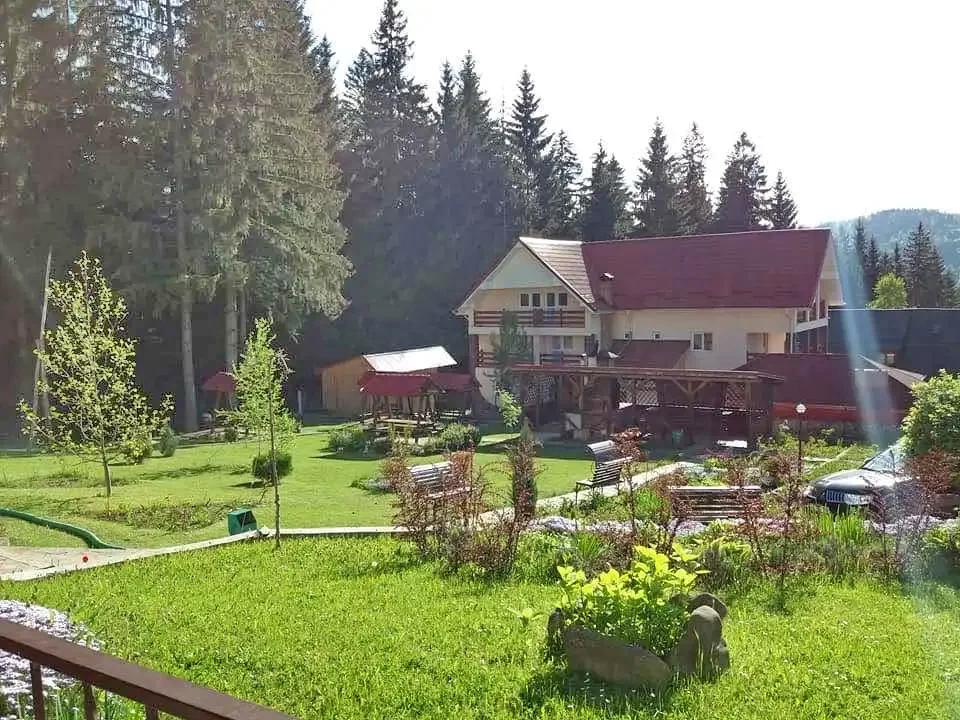 Csalhó Szállás | Panzió (K0701-20) A kép szerzői jogvédelem alatt állhat. Javasolt a kapcsolatfelvétel a jog tulajdonossal.