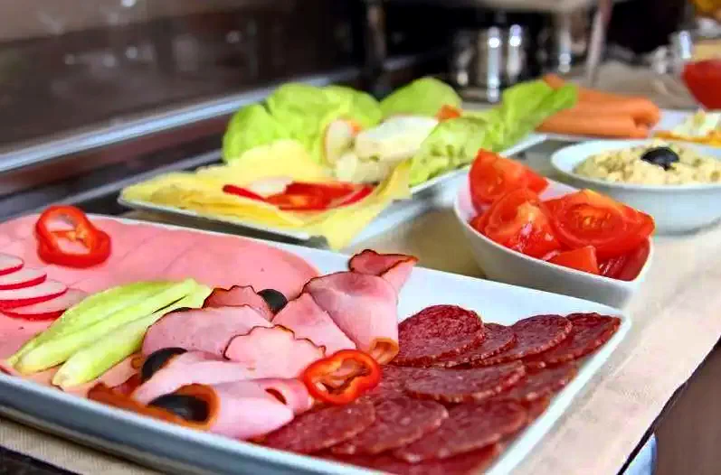 Hunedoara Cazare | Pensiune turistică (K0736-27) Imaginea poate fi supusă drepturilor de autor. Se recomandă contactarea titularului drepturilor.