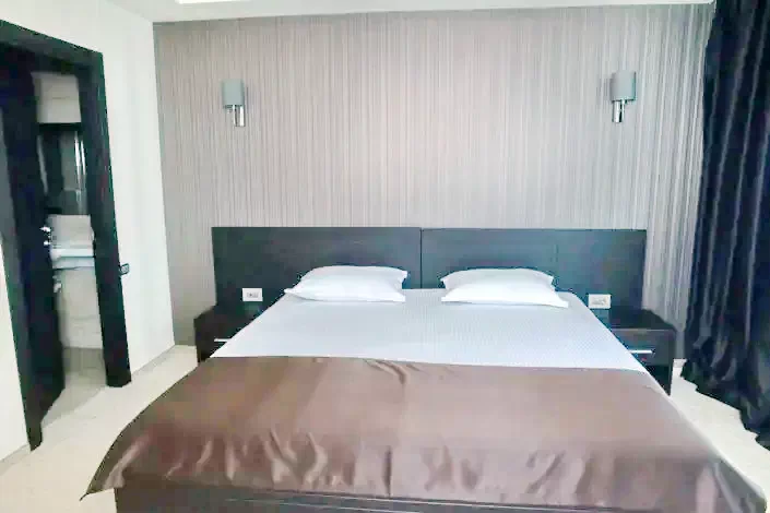 Hunedoara Cazare | Pensiune turistică (K0736-32) Imaginea poate fi supusă drepturilor de autor. Se recomandă contactarea titularului drepturilor.