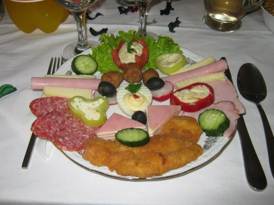 Kovászna Szállás | Motel (K1443-3) A kép szerzői jogvédelem alatt állhat. Javasolt a kapcsolatfelvétel a jog tulajdonossal.