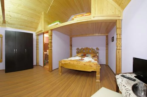 Covasna Cazare | Motel (K1443-9) Imaginea poate fi supusă drepturilor de autor. Se recomandă contactarea titularului drepturilor.