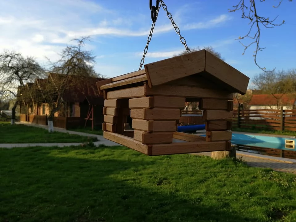 Covasna Cazare | Motel (K1443-23) Imaginea poate fi supusă drepturilor de autor. Se recomandă contactarea titularului drepturilor.