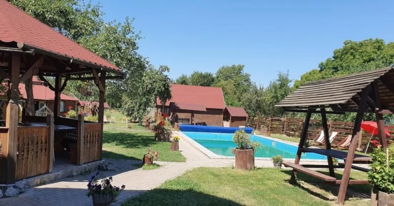 Kovászna Szállás | Panzió (K1443-29) A kép szerzői jogvédelem alatt állhat. Javasolt a kapcsolatfelvétel a jog tulajdonossal. Kovászna Szállás | Panzió (K1443-29) A kép szerzői jogvédelem alatt állhat. Javasolt a kapcsolatfelvétel a jog tulajdonossal.