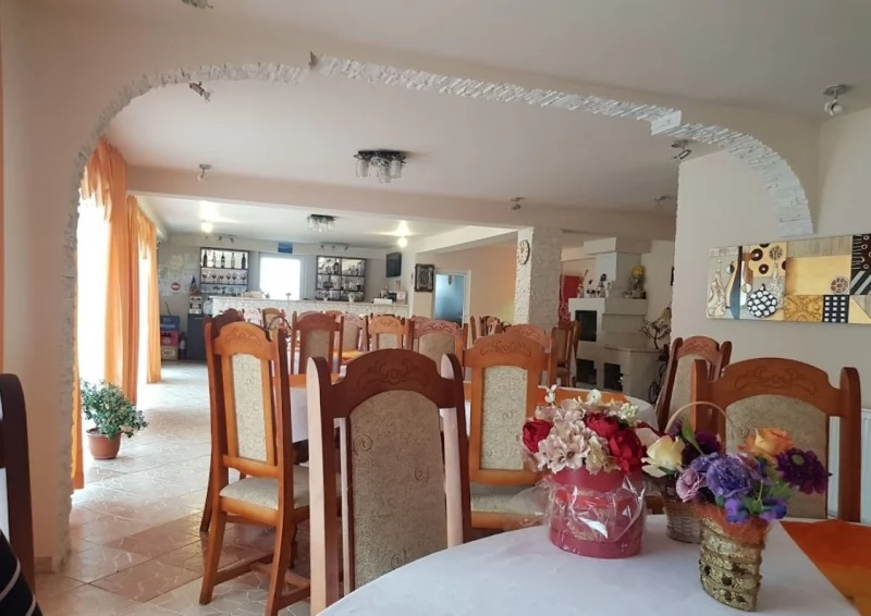 Felsőszombatfalva Szállás | Motel (K0900-6) A kép szerzői jogvédelem alatt állhat. Javasolt a kapcsolatfelvétel a jog tulajdonossal.