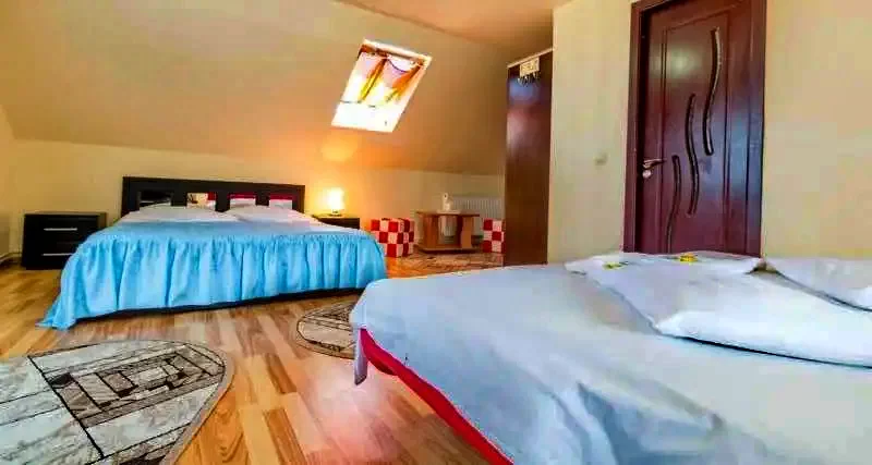 Cazare Sâmbăta de Sus - Pensiunea Mountainking*** | Felsőszombatfalva - Mountainking Panzió*** . Imaginea poate fi supusă drepturilor de autor. Se recomandă contactarea titularului drepturilor.