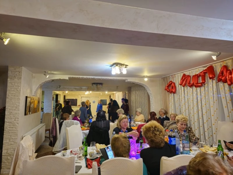 Sâmbăta de Sus Cazare | Motel (K0900-90) Imaginea poate fi supusă drepturilor de autor. Se recomandă contactarea titularului drepturilor.