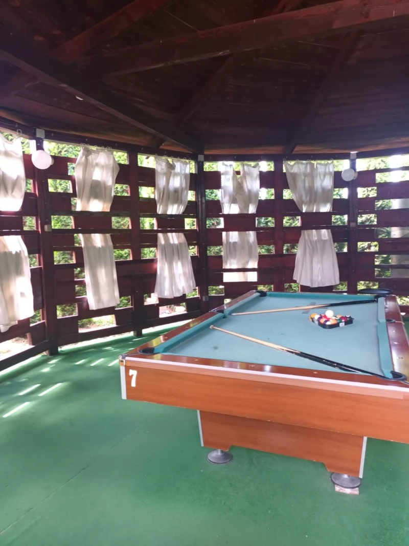 Sâmbăta de Sus Cazare | Motel (K0900-111) Imaginea poate fi supusă drepturilor de autor. Se recomandă contactarea titularului drepturilor.